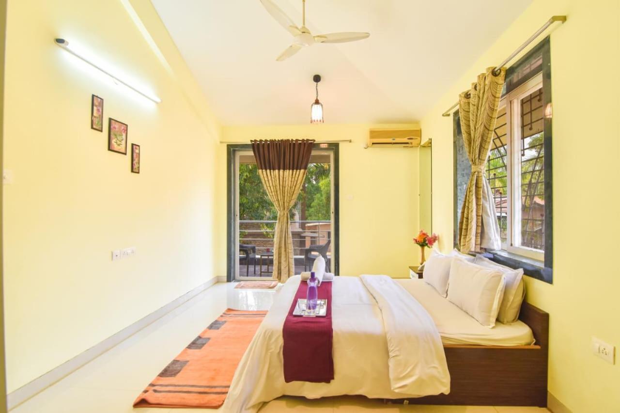 הוילה לונבלה Pine View 2Bhk מראה חיצוני תמונה