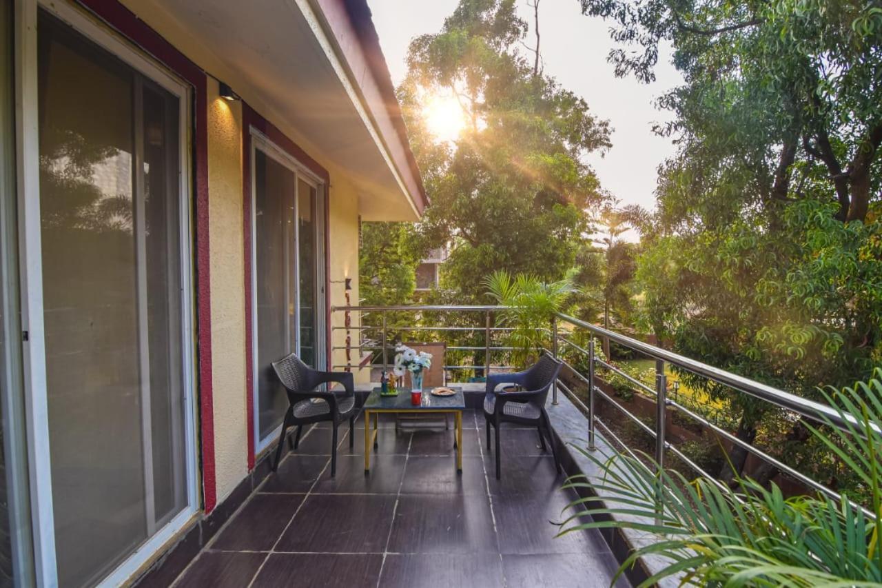 הוילה לונבלה Pine View 2Bhk מראה חיצוני תמונה